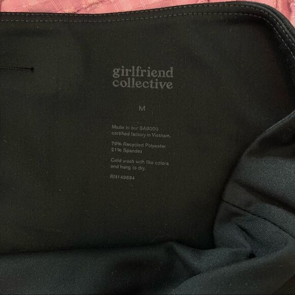 Girlfriend Collective Navy Compressive Mid Rise Leggings Size Medium - Picture 3 of 3